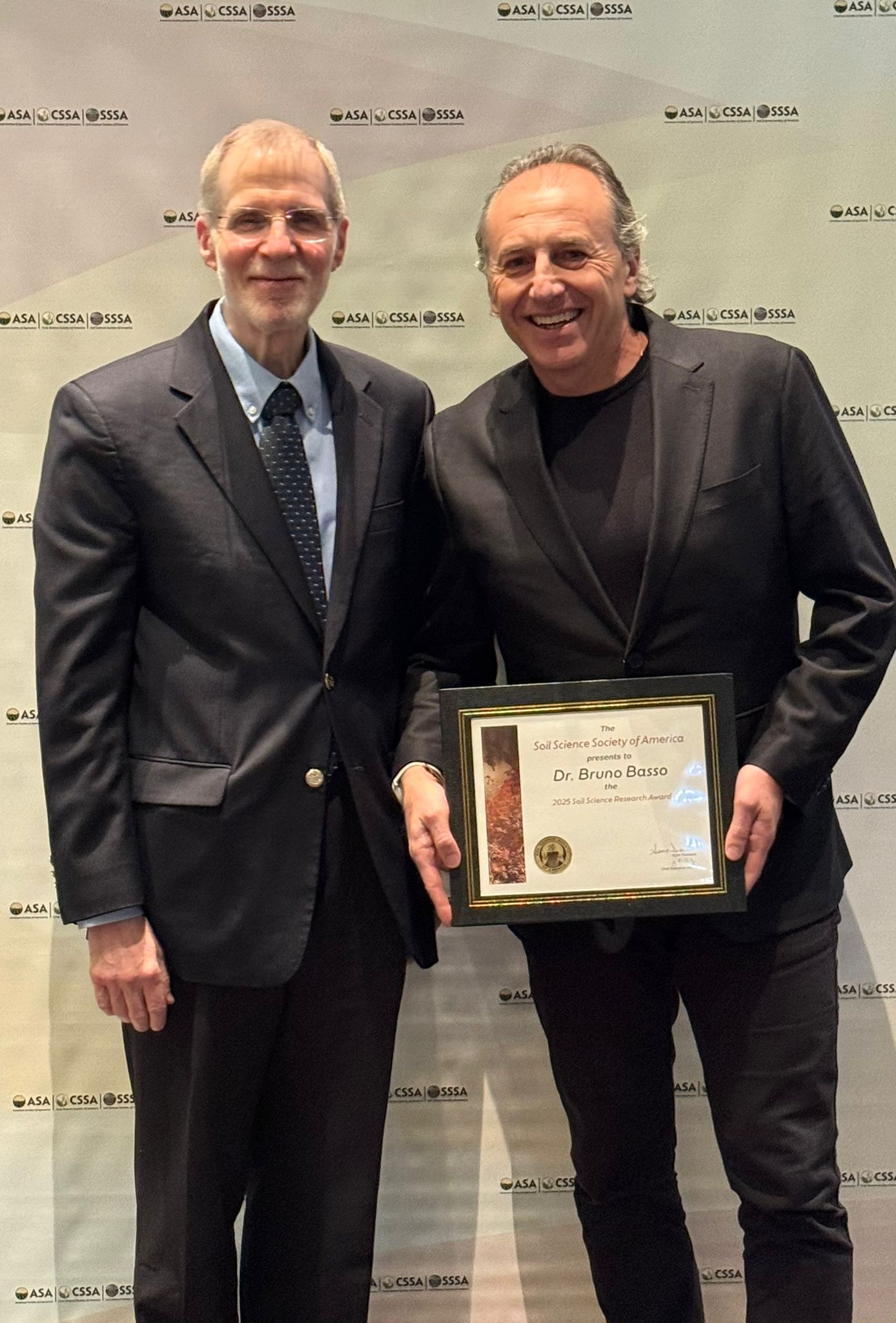 Bruno Basso - SSSA Award 2025.jpeg